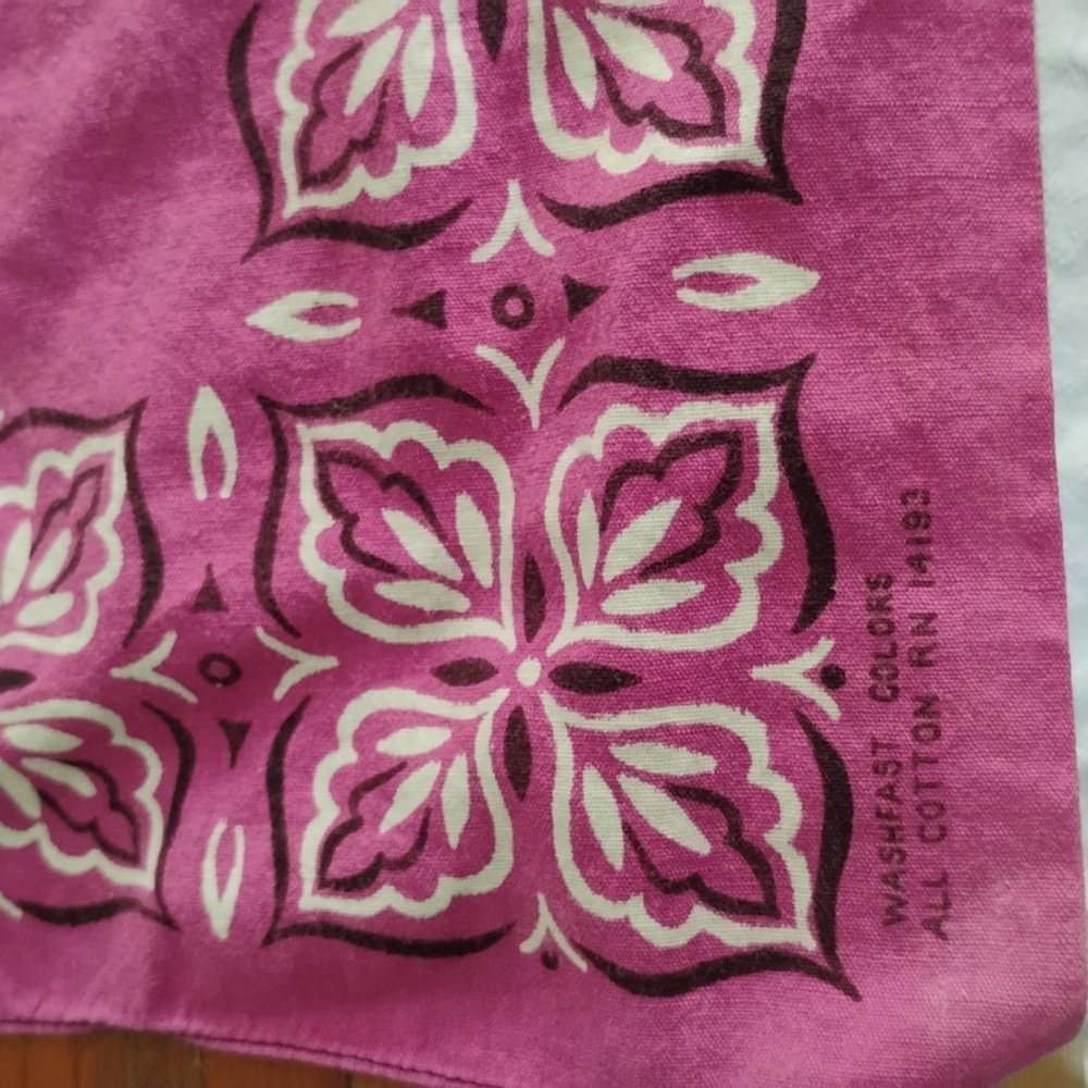 💖 PINK & White 💯% COTTON Printed Bandana Scarf EPLVC WASHFAST COLORS - Picture 2 of 16